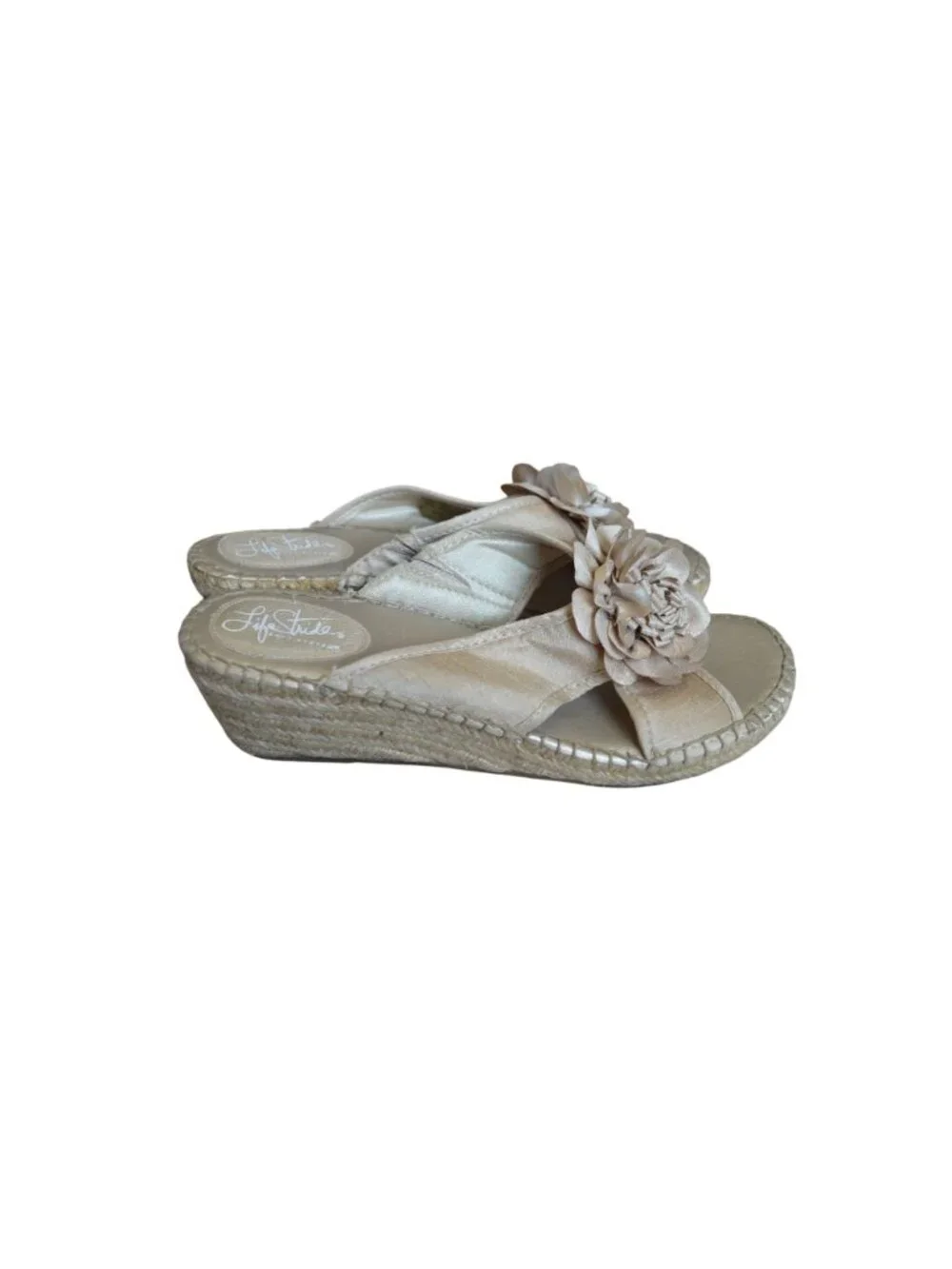 Life Stride Beige Espadrilles Flower Bloom Sandals Women's Size 8.5W Boho Summer